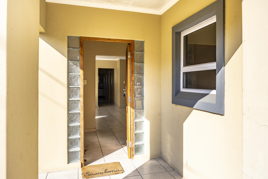 4 Bedroom Property for Sale in Cambridge West Eastern Cape